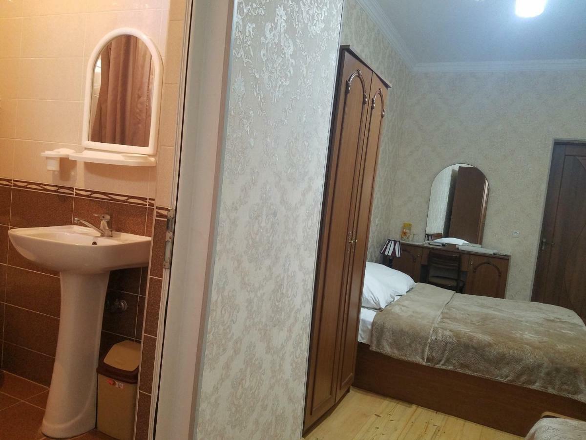 Guest House Maria Signagi Exterior foto